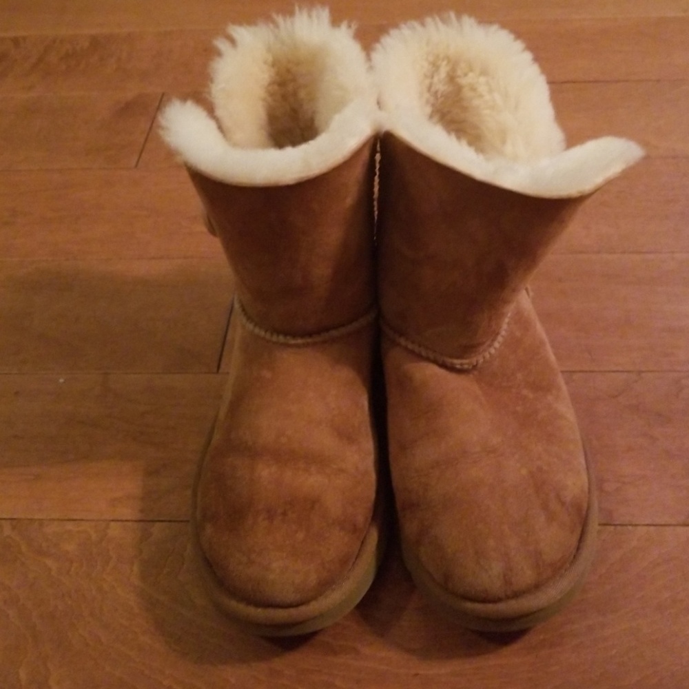 UGG Bailey button boots